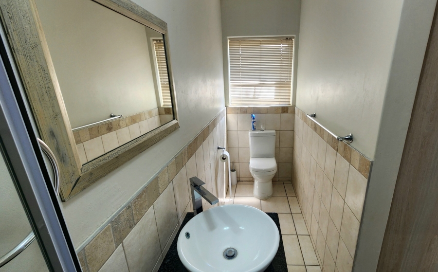4 Bedroom Property for Sale in Monte Christo Western Cape